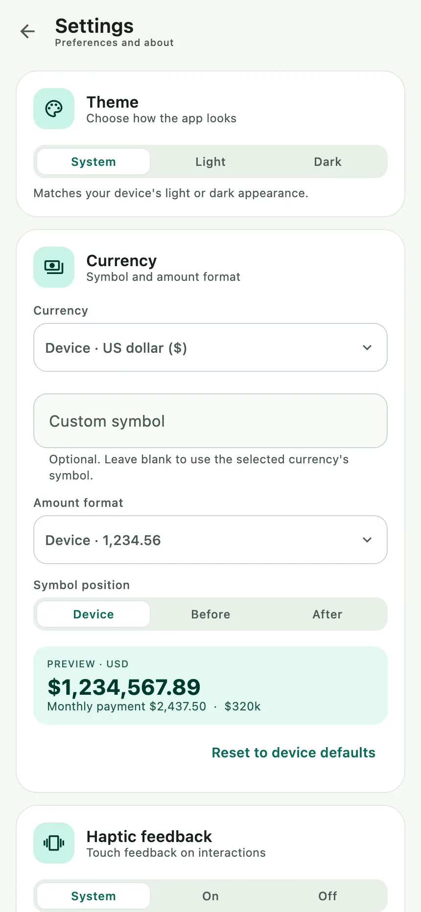 Settings screen with theme options, currency choice, amount format and a live amount preview